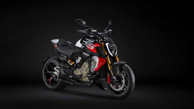 Ducati Diavel V4 RS 2026