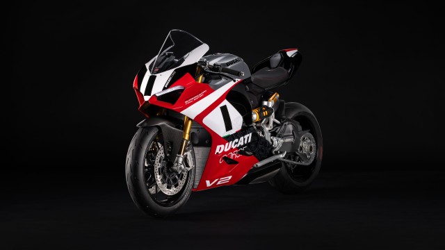 Ducati Panigale V2 Superquadro Final Edition 2025