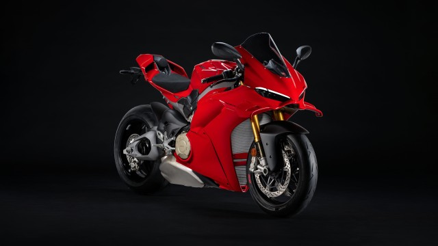 Ducati Panigale V4 S 2025