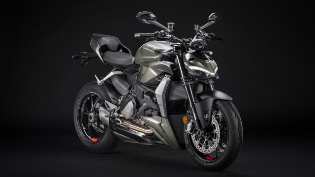 Ducati Streetfighter V2 Storm Green