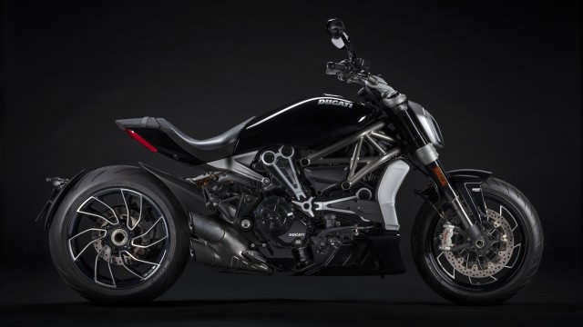 Ducati XDiavel S Black bikes