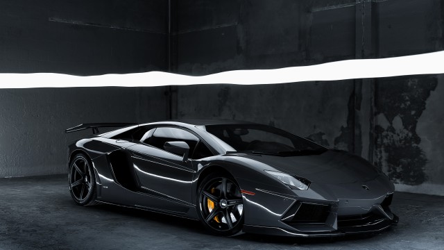 Lamborghini Aventador Grey