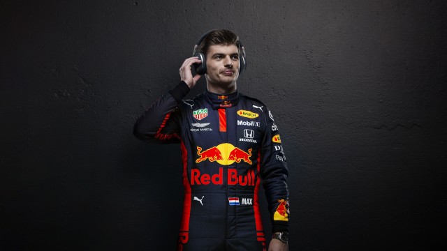 Max Verstappen Dark background