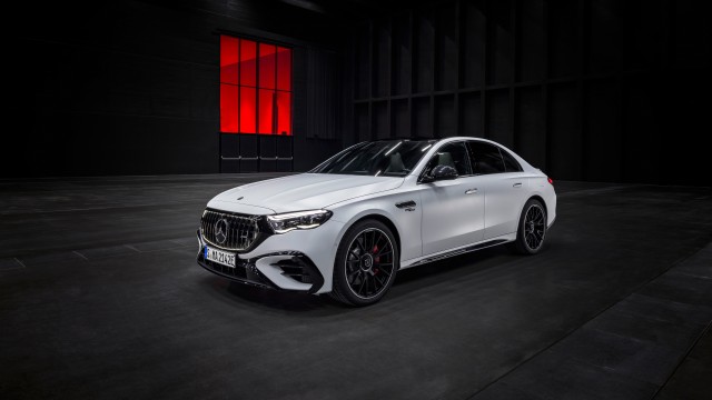 Mercedes-AMG E 53 HYBRID 4MATIC+ 2024