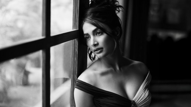 Pooja Hegde Black and White