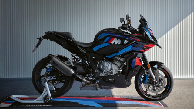 BMW M 1000 XR M Package