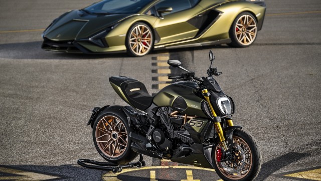 Ducati Diavel 1260 Lamborghini Superbikes