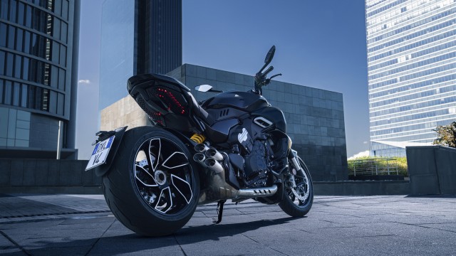 Ducati Diavel V4 Motorcycle