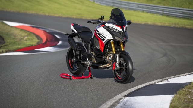 Ducati Multistrada V4 RS Race track