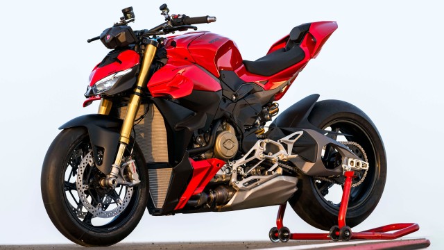 Ducati Streetfighter V4 2025