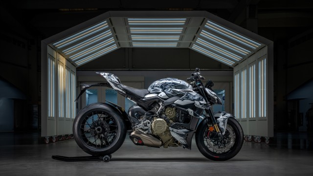 Ducati Streetfighter V4 Lamborghini Centauro 2024