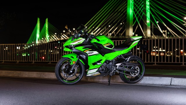 Kawasaki Ninja 500 2025