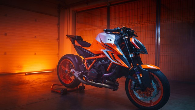 KTM 1290 Super Duke R EVO 5K