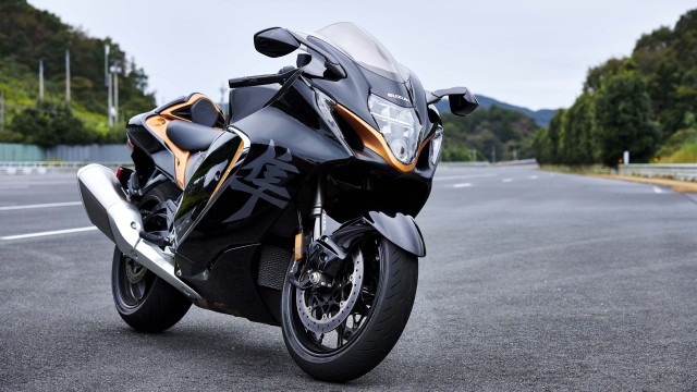 Suzuki Hayabusa 2022 8K