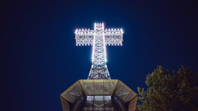 Mount Royal Cross Monument