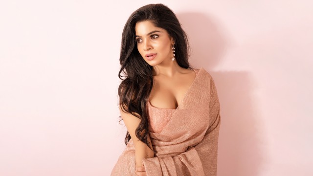 Divyabharathi Tamil actress