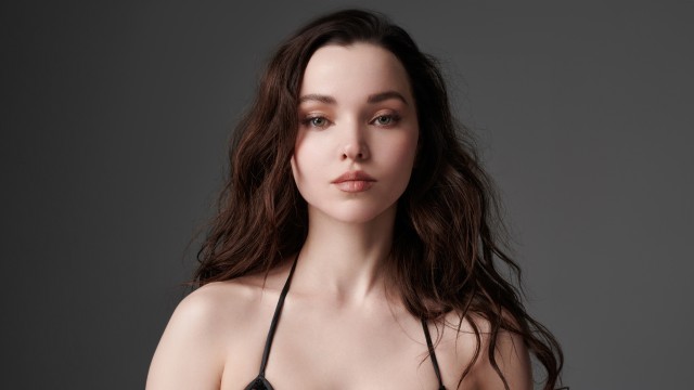 Dove Cameron Portrait