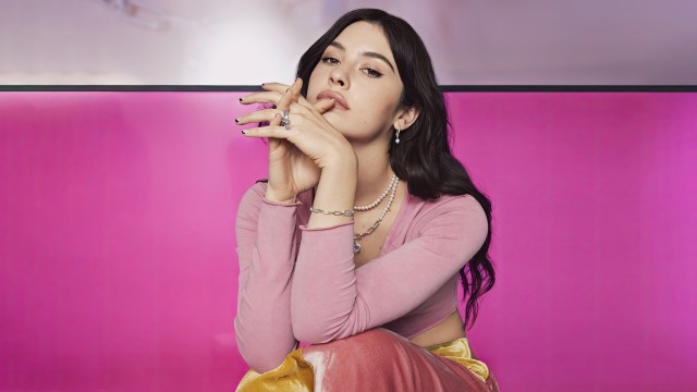 Gracie Abrams Pink aesthetic