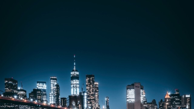 Brooklyn Bridge City lights