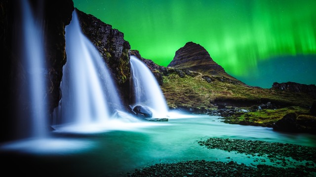 Kirkjufell Aurora Borealis