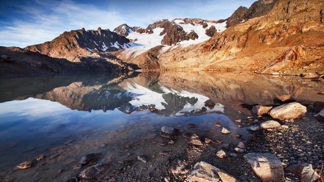 Lac des Quirlies Mountain lake