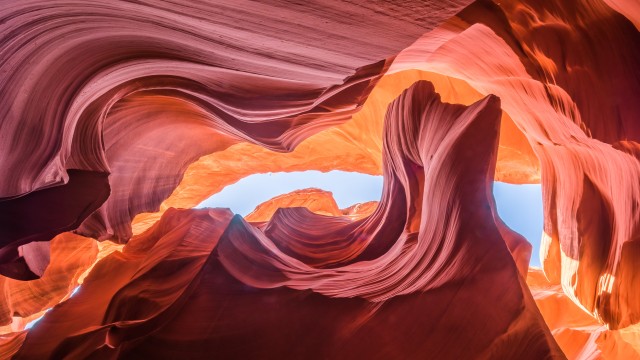 Lower Antelope Canyon 8K