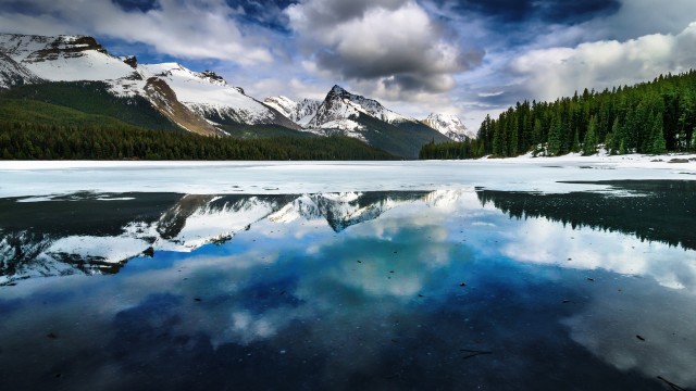 Maligne Lake Canada