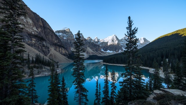 Moraine Lake Glacier mountains