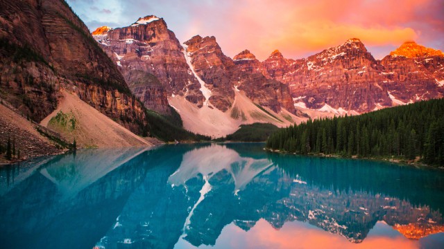 Moraine Lake Sunset