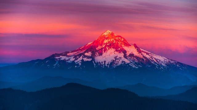 Mount Hood Alpenglow