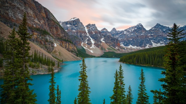 Snow mountains Moraine Lake