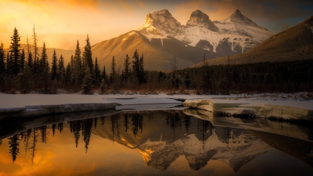 Three Sisters Mountains Oregon