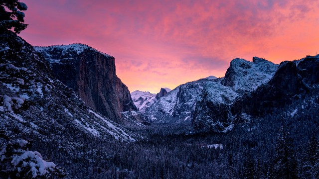 Yosemite National Park Snow covered