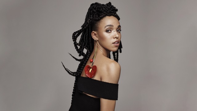 FKA twigs Elle Magazine