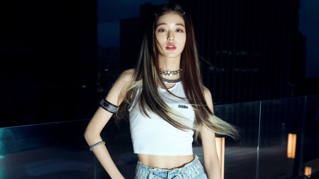 Jang Wonyoung K-pop idol