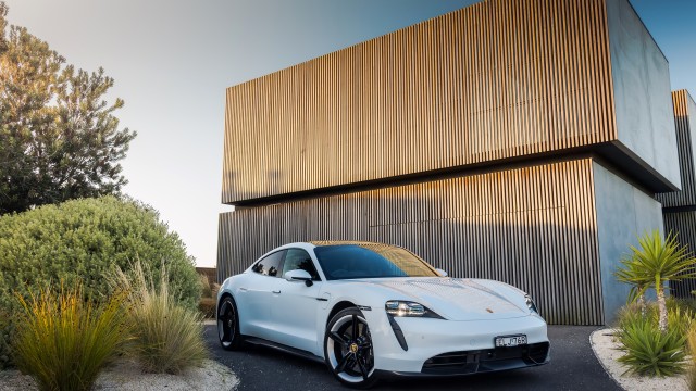 Porsche Taycan Turbo S 2021