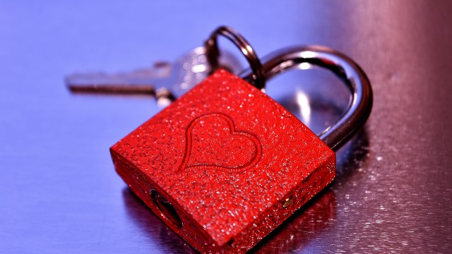 Key to the Heart Red Lock