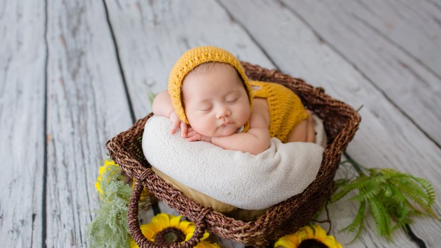 Newborn Crochet baby costume