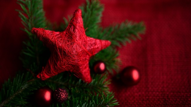 Red Star Christmas decoration