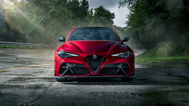 Alfa Romeo Giulia GTAm Performance Sedan