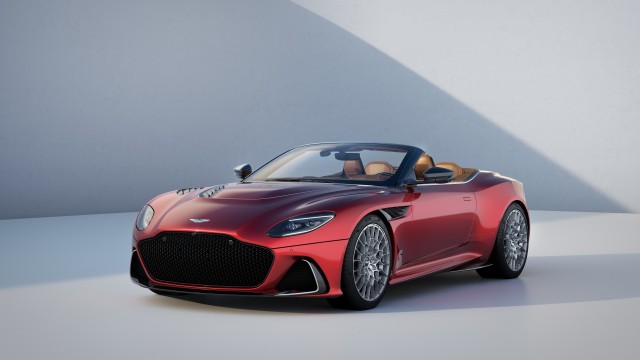 Aston Martin DBS 770 Ultimate 2023