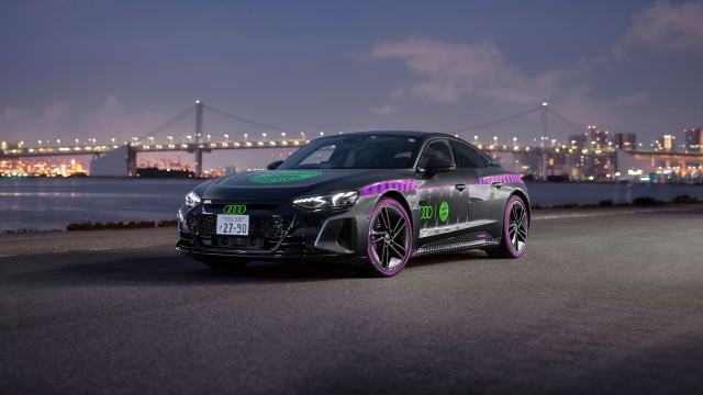 Audi RS e-tron GT FC Bayern Munich