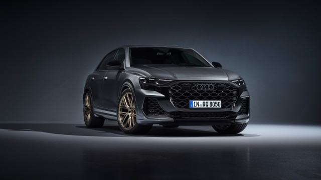 Audi RS Q8 2024