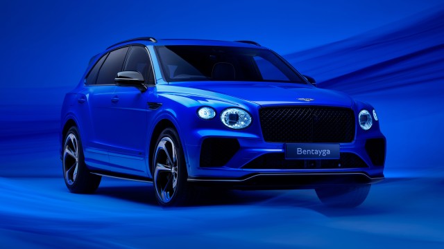 Bentley Bentayga S Nila Blue by Mulliner